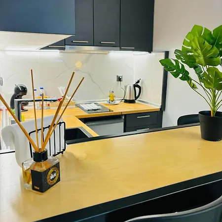 Elite Deluxe 1 קאבאלה